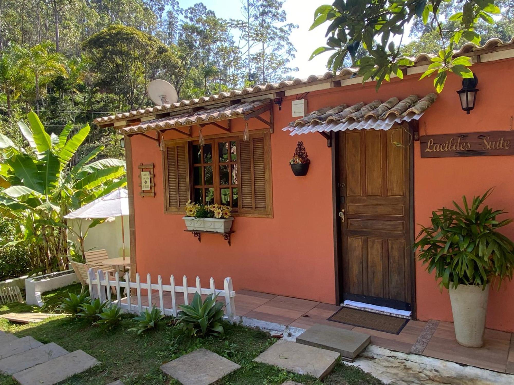 Chale Da Estancia Santa Teresa - Es Alto Sao Lourenco- Proximo Ao Circuito Caravaggio Zewnętrze zdjęcie